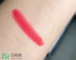 美康粉黛紅鸞心動唇釉怎么樣？美康粉黛氣墊唇釉好用嗎