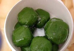 老人可以吃青團嗎？老人能多吃青團嗎？