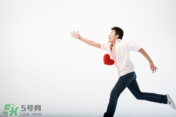 草莓的營(yíng)養(yǎng)成分 草莓的營(yíng)養(yǎng)成分是多少