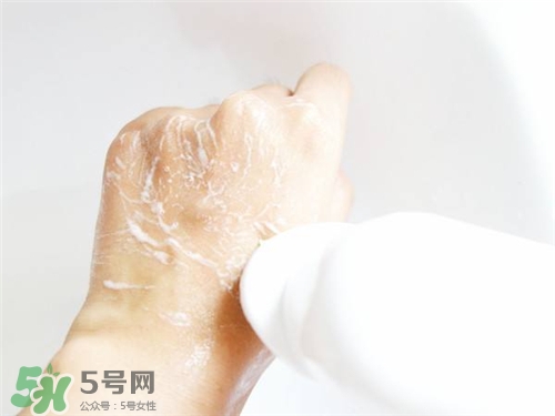 倩碧潔面儀刷頭怎么卸？倩碧潔面儀怎么替換刷頭？