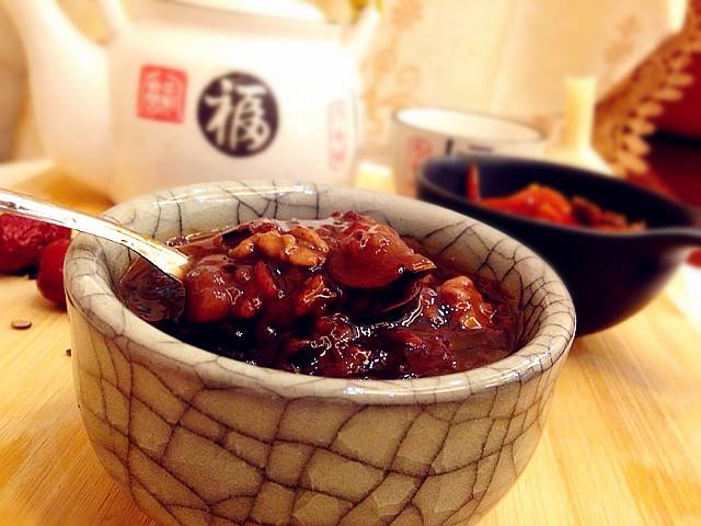 女人吃什么補(bǔ)氣血最快最好？什么湯最補(bǔ)氣血？