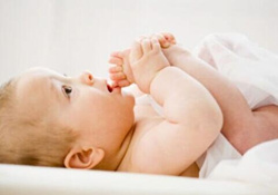 順產(chǎn)都要側(cè)切嗎？順產(chǎn)要側(cè)切會(huì)打麻藥嗎？