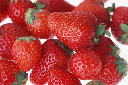 草莓可以泡酒嗎？草莓泡酒能喝嗎？