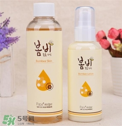 ahc水乳和春雨水乳哪個好？ahc和春雨水乳哪個好用？