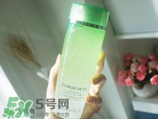 蘭蔻氣泡水適合什么年齡？蘭蔻氣泡水適合年齡