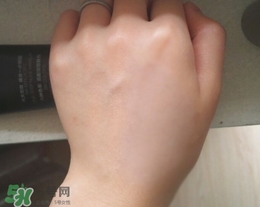 極密bb霜怎么樣？雅麗潔極密bb霜好用嗎？