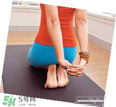 豐胸瑜伽動(dòng)作圖解 瑜伽豐胸基本動(dòng)作 豐胸瑜伽動(dòng)作圖解 瑜伽豐胸基本動(dòng)作