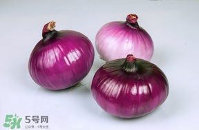 洋蔥中間黃了可以吃嗎？洋蔥里面發(fā)黃能吃嗎？