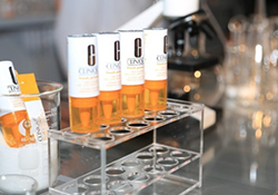 倩碧鮮活維c體驗(yàn)裝怎么用？倩碧鮮活維c體驗(yàn)裝使用方法