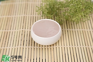 藕粉的營養(yǎng)價值 藕粉的功效 藕粉的營養(yǎng)價值 藕粉的功效