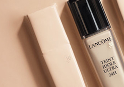 蘭蔻奇跡薄紗和奇跡光彩粉底液哪個好？蘭蔻奇跡薄紗和奇跡光彩區(qū)別