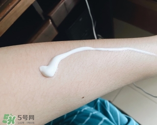 香蕉船防曬霜保質(zhì)期多久?香蕉船防曬霜生產(chǎn)日期怎么看? 香蕉船防曬霜保質(zhì)期多久?香蕉船防曬霜生產(chǎn)日期怎么看?