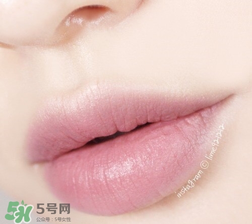 Burberry唇釉09 Burberry唇釉09號(hào)色試色 Burberry唇釉09 Burberry唇釉09號(hào)色試色