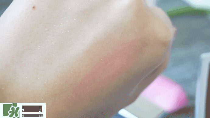 迪奧2017櫻花花瓣腮紅多少錢(qián)？2017dior櫻花腮紅專柜價(jià)格