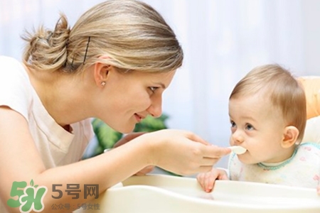 水痘期間不能吃什么？得水痘不能吃什么食物？