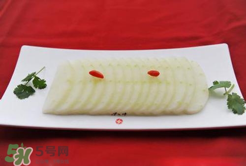 冬瓜要去皮嗎？冬瓜皮能吃嗎？