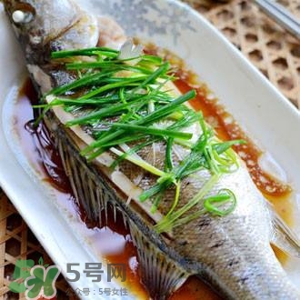 清蒸魚的做法 清蒸魚怎么做 清蒸魚的做法 清蒸魚怎么做