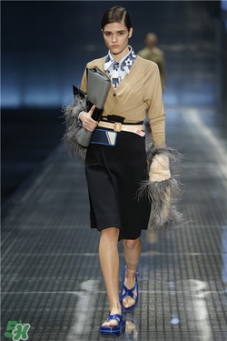 2017米蘭時(shí)裝周prada春夏系列 2017米蘭時(shí)裝周prada新品搭配 2017米蘭時(shí)裝周prada春夏系列 2017米蘭時(shí)裝周prada新品搭配