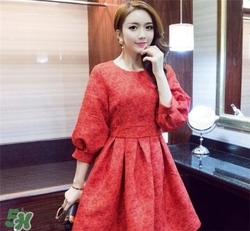 春天可以穿裙子嗎？春天穿裙子怎么搭配？