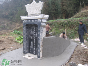 2017年清明節(jié)立碑好嗎？2017年清明節(jié)能立碑嗎？