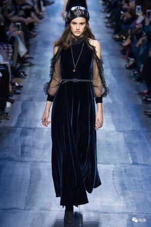 迪奧星星眼妝容怎么化？迪奧星星眼妝容畫法