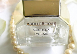 嬌蘭帝皇蜂姿眼霜怎么用？嬌蘭帝皇蜂姿眼霜使用方法