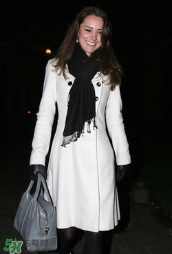 2017美國(guó)流行的包包推薦 公主王妃愛(ài)背的八款包包