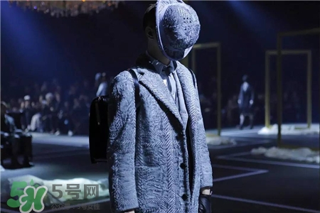 thom browne是哪個(gè)國家的品牌?tb是什么牌子的縮寫?