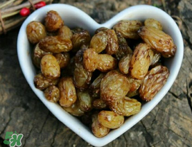 醋泡葡萄干有什么功效？醋泡葡萄干的功效與作用