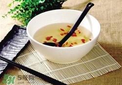 枸杞子泡水隔夜能喝嗎？枸杞子泡水隔夜喝的壞處