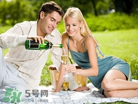 哪種避孕方法對(duì)身體傷害最??？哪種避孕方法最好