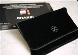 chanel香奈兒旅行彩妝盒多少錢(qián)?香奈兒高飛旅行彩妝盤(pán)價(jià)格