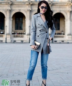 灰色西裝怎么搭配？灰色西服怎么搭配好看？