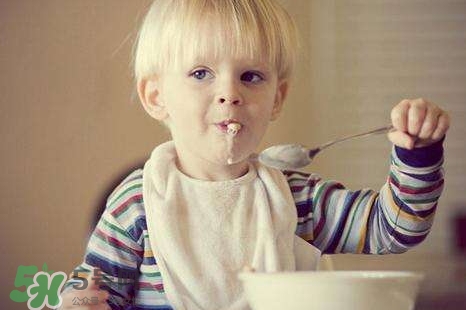 猩紅熱可以吃什么食物?猩紅熱吃什么食物好? 猩紅熱可以吃什么食物?猩紅熱吃什么食物好?