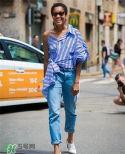 條紋襯衫配什么褲子？條紋襯衣搭配什么褲子好看？