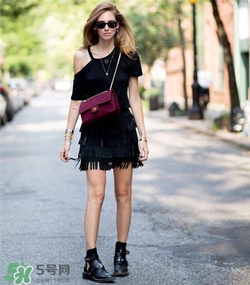 春天穿流蘇裙怎么搭配？春天流蘇裙怎么搭配好看？