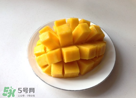 芒果為什么有黑色的絲？芒果里面有黑色的絲能吃嗎？