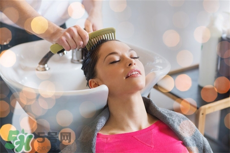 艾草可以洗頭嗎？艾草洗頭有什么好處？