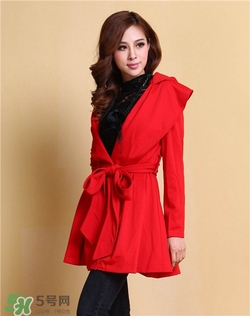 紅色衣服顯黑嗎？紅色衣服會(huì)不會(huì)顯黑？