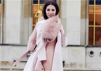 粉色衣服怎么搭配？粉色衣服怎么搭配好看？