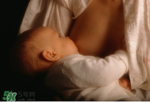 如何判斷寶寶是否吃飽 寶寶吃飽的表現(xiàn) 如何判斷寶寶是否吃飽 寶寶吃飽的表現(xiàn)