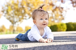 新生兒都需要補充什么 剛出生的嬰兒需要補充什么 新生兒都需要補充什么 剛出生的嬰兒需要補充什么