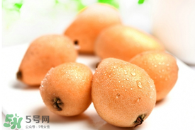 枇杷和姜能一起吃嗎？枇杷和生姜能一起煮嗎？