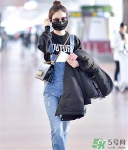 背帶褲搭配什么外套？背帶褲搭配什么外套好看？