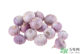 薺菜和大蒜能一起吃嗎？薺菜和蒜頭能一起吃嗎？