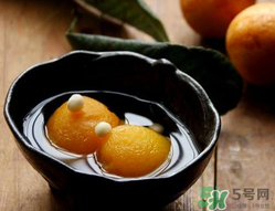 枇杷和川貝能一起吃嗎？川貝和枇杷能一起燉嗎？