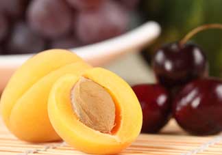 枇杷和姜能一起吃嗎？枇杷和生姜能一起煮嗎？