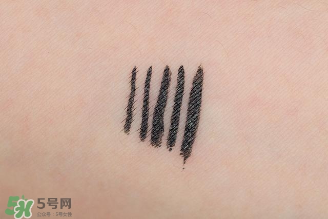 植村秀眼線液怎么安裝？植村秀眼線液安裝方法