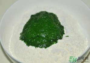 菠菜汁和面怎么取汁？菠菜汁和面的做法
