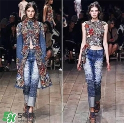 翻邊牛仔褲配什么鞋子？翻邊牛仔褲怎么搭配好看？